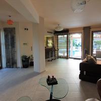 Villa in Greece, Ionian Islands, 343 sq.m.