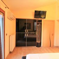 Villa in Greece, Ionian Islands, 343 sq.m.