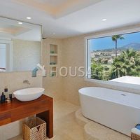 Villa in Spain, Andalucia, 446 sq.m.