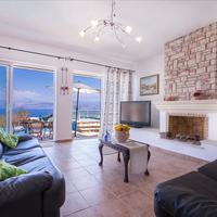 Villa in Greece, Ionian Islands, 240 sq.m.