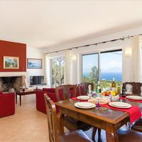 Villa in Greece, Ionian Islands, 240 sq.m.