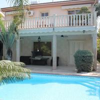 Villa in Republic of Cyprus, Lima, 400 sq.m.