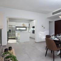 Flat in Republic of Cyprus, Lima, 160 sq.m.