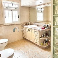 Вилла в Испании, Канарские Острова, Санта-Крус-де-Тенерифе, 361 кв.м.