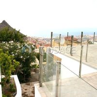 Вилла в Испании, Канарские Острова, Санта-Крус-де-Тенерифе, 280 кв.м.