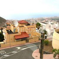 Вилла в Испании, Канарские Острова, Санта-Крус-де-Тенерифе, 280 кв.м.