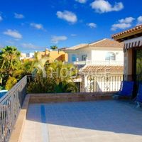 Вилла в Испании, Канарские Острова, Санта-Крус-де-Тенерифе, 650 кв.м.