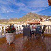 Вилла в Испании, Канарские Острова, Санта-Крус-де-Тенерифе, 640 кв.м.