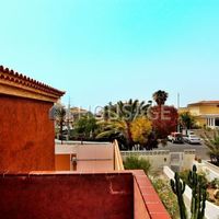 Villa in Spain, Canary Islands, Santa Cruz de Tenerife, 595 sq.m.
