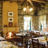 Бизнес-центр в Греции, Центральная Македония, Хал, 700 кв.м.