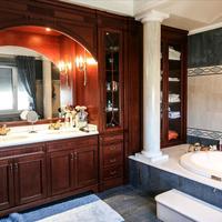 Villa in Greece, Central Macedonia, Center, 850 sq.m.