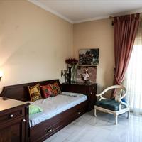 Villa in Greece, Central Macedonia, Center, 850 sq.m.