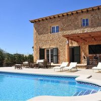 Villa in Spain, Balearic Islands, Palma, 375 sq.m.
