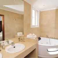 Villa in Spain, Balearic Islands, Palma, 375 sq.m.