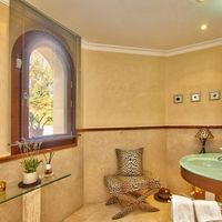 Villa in Spain, Balearic Islands, Palma, 666 sq.m.