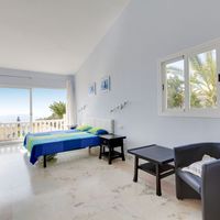 Villa in Spain, Balearic Islands, Palma, 670 sq.m.