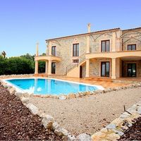 Villa in Spain, Balearic Islands, Palma, 500 sq.m.