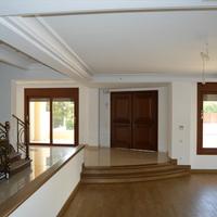 Villa in Greece, Attica, Athens, 487 sq.m.