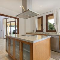 Вилла в Испании, Балеарские Острова, Пальма, 327 кв.м.