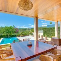 Villa in Spain, Canary Islands, Santa Cruz de la Palma, 658 sq.m.