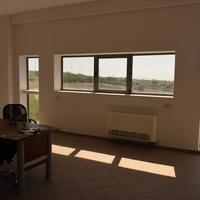 Business center in Greece, Central Macedonia, Center, 770 sq.m.