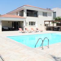 Villa in Republic of Cyprus, Lima, 320 sq.m.
