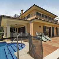 Villa in Spain, Canary Islands, Santa Cruz de la Palma, 263 sq.m.