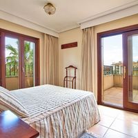 Villa in Spain, Canary Islands, Santa Cruz de la Palma, 263 sq.m.