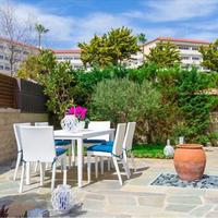 Villa in Republic of Cyprus, Lima, 520 sq.m.