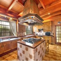 Villa in Spain, Canary Islands, Santa Cruz de la Palma, 743 sq.m.