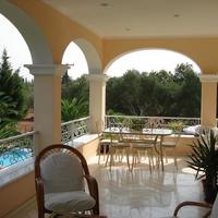 Villa in Greece, Ionian Islands, 350 sq.m.