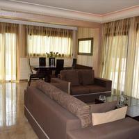 Villa in Greece, Central Macedonia, Center, 190 sq.m.