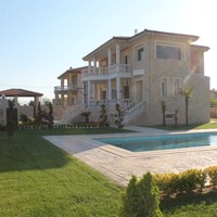 Villa in Greece, Central Macedonia, Center, 320 sq.m.