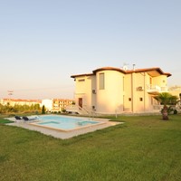 Villa in Greece, Central Macedonia, Center, 540 sq.m.