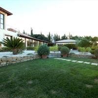 Villa in Republic of Cyprus, Eparchia Pafou, Paphos, 300 sq.m.