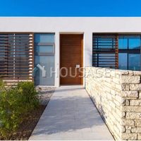 House in Republic of Cyprus, Eparchia Pafou, 266 sq.m.
