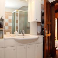 Villa in Greece, Central Macedonia, Center, 480 sq.m.