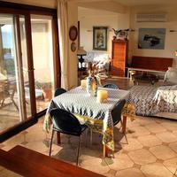 Villa in Greece, Central Macedonia, Center, 480 sq.m.