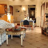 Villa in Greece, Central Macedonia, Center, 480 sq.m.