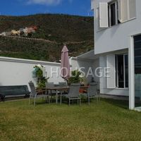 Villa in Spain, Canary Islands, Santa Cruz de Tenerife, 1259 sq.m.