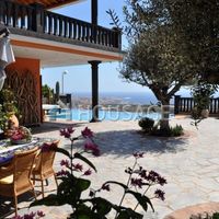 Вилла в Испании, Канарские Острова, Санта-Крус-де-Тенерифе, 880 кв.м.