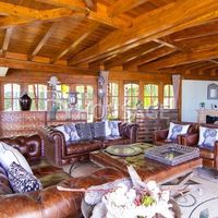 Вилла в Испании, Канарские Острова, Санта-Крус-де-Тенерифе, 1300 кв.м.