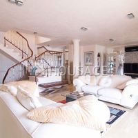 Вилла в Испании, Канарские Острова, Санта-Крус-де-Тенерифе, 1300 кв.м.