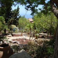 Вилла в Испании, Канарские Острова, Санта-Крус-де-Тенерифе, 100350 кв.м.