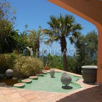 Вилла в Испании, Канарские Острова, Санта-Крус-де-Тенерифе, 100350 кв.м.