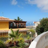 Вилла в Испании, Канарские Острова, Санта-Крус-де-Тенерифе, 1111 кв.м.