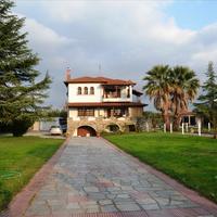 Villa in Greece, Central Macedonia, Center, 240 sq.m.