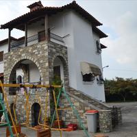 Villa in Greece, Central Macedonia, Center, 240 sq.m.