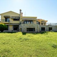 Villa in Greece, Central Macedonia, Center, 1168 sq.m.