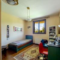 Villa in Greece, Central Macedonia, Center, 1168 sq.m.